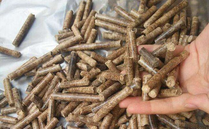 只需4個(gè)步驟就就讓農(nóng)作物秸稈 “變身”為新型綠色能源“木煤”，其優(yōu)異的性能甚至可以“叫板”傳統(tǒng)煤炭。